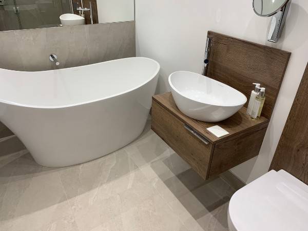 cb765b_bathroom-fitter-bathroom-fitting-nottingham-ensuite-bathroom_4